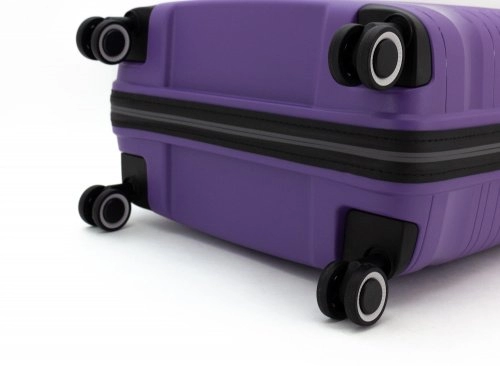 Чемодан на колесах Eberhart Flash маленький S полипропилен для ручной клади фиолетовый 39F-013-420 купить цена 11400.00 ₽