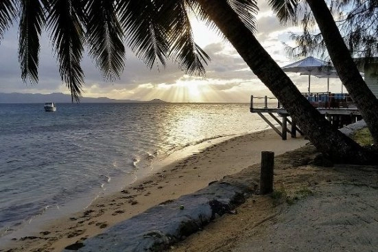 Пляжный отдых в городе Сува на острове Фиджи